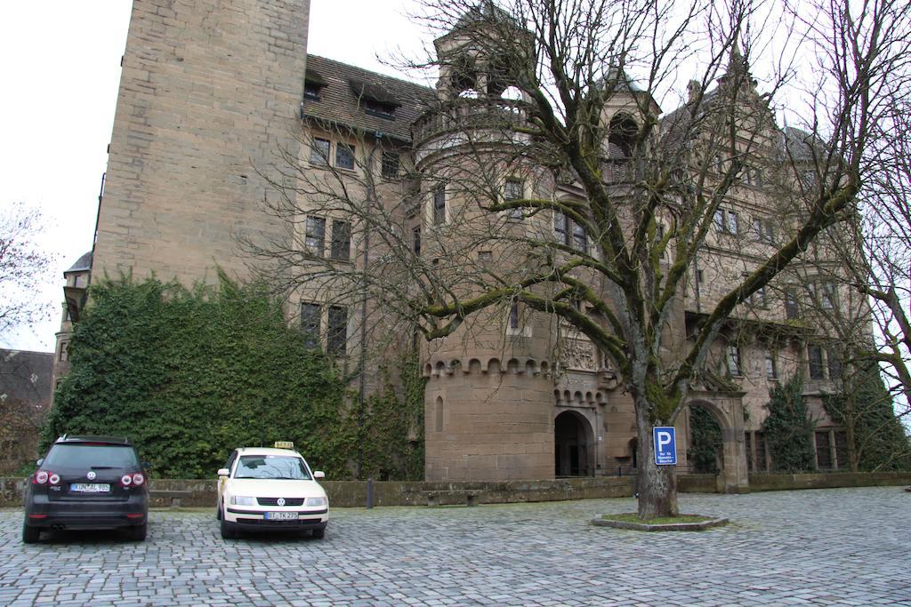 Hotel Am Schloss Neuenstein Esterno foto